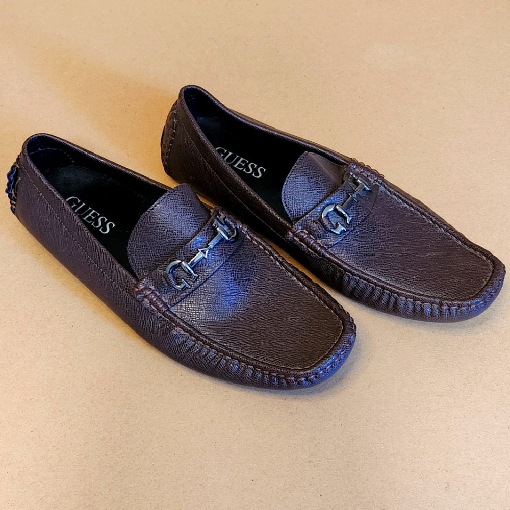 Men’s Guess Black Loafer Size 11